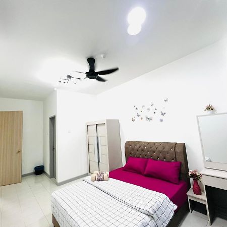 Ureshii Homestay Ladang Tanjung Kuala Terengganu With Pool ภายนอก รูปภาพ